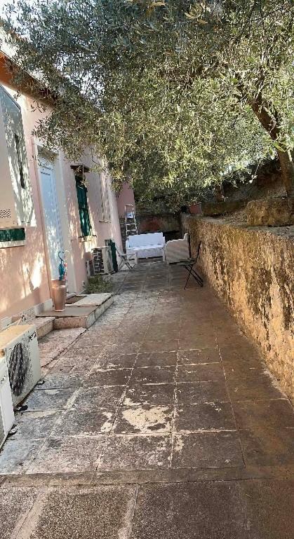 ורונה Green Leaves מראה חיצוני תמונה